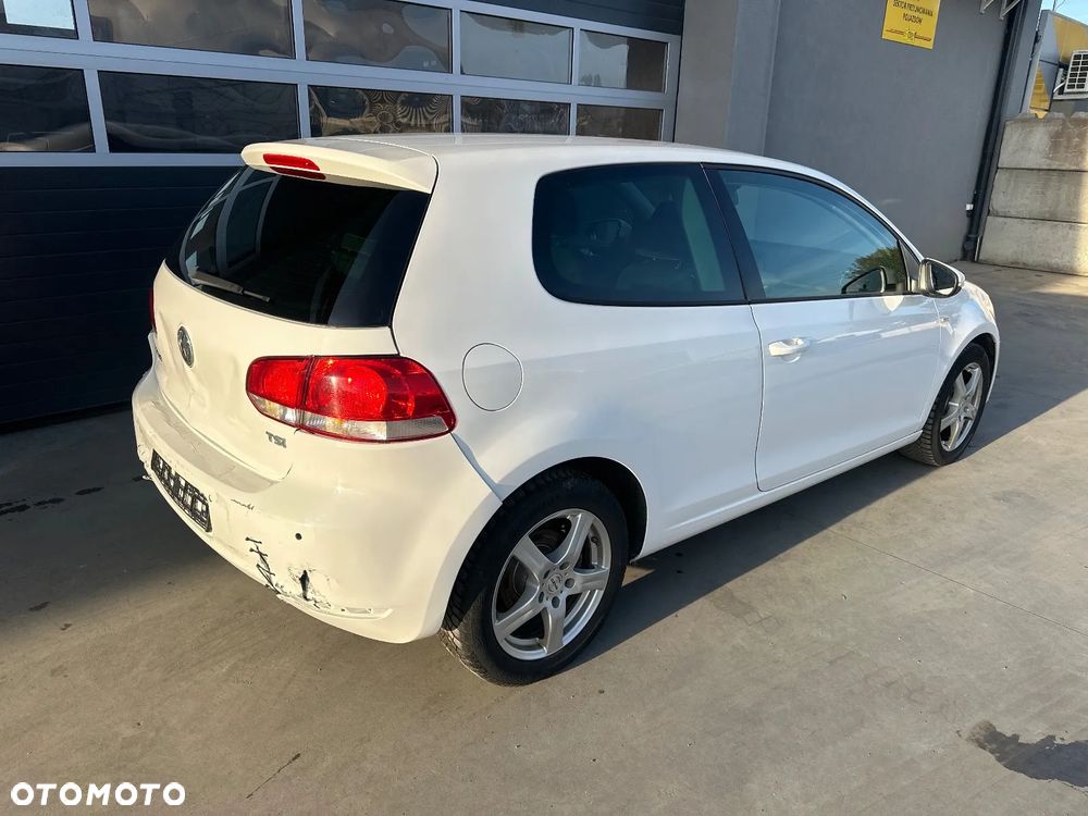 Volkswagen Golf 1.2 TSI BMT Trendline - 5