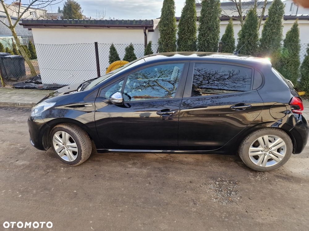 Peugeot 208 1.2 PureTech Style - 7
