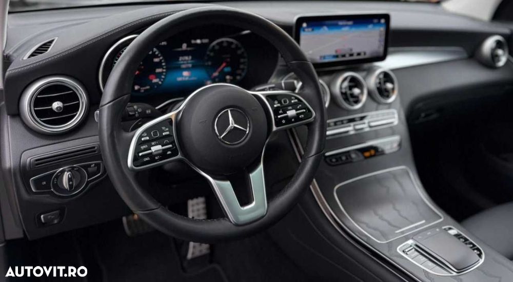 Mercedes-Benz GLC - 24