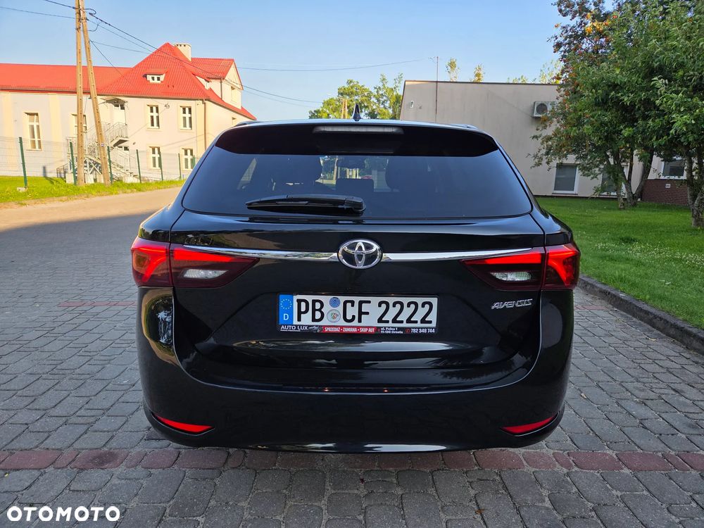 Toyota Avensis Touring Sports 1.8 Business Edition - 5
