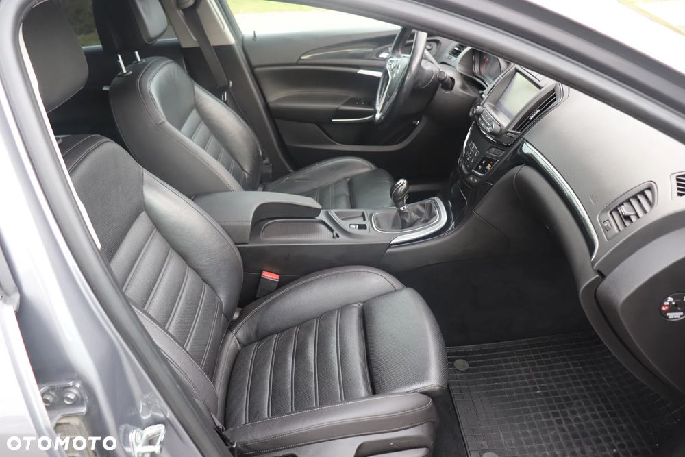 Opel Insignia 2.0 CDTI Cosmo S&S - 17