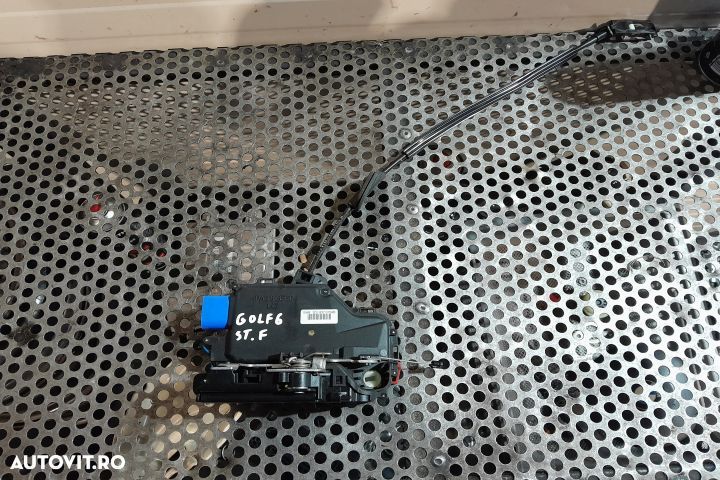 Broasca usa stanga 3D1837015AB Volkswagen VW Golf 6 [2008 - 2015] Hat - 1