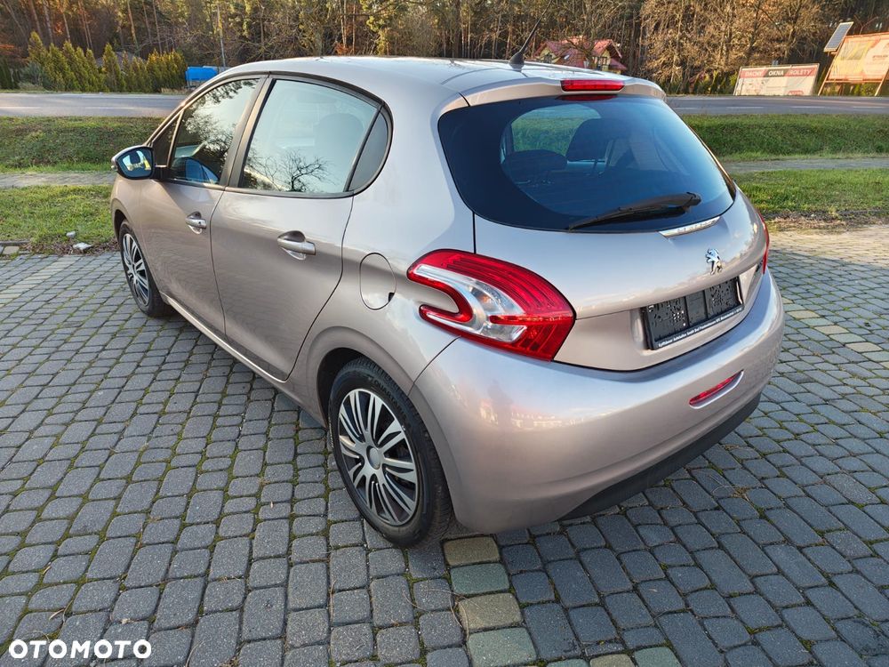 Peugeot 208 95 VTI Active - 11