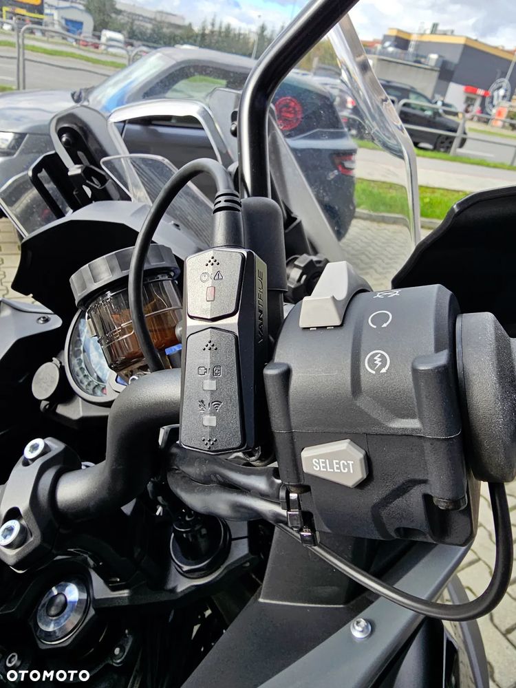 Kawasaki Versys 1000 - 10