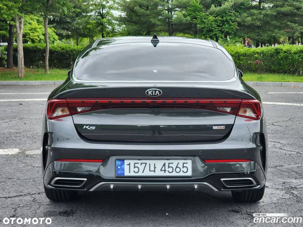 Kia K5 - 4
