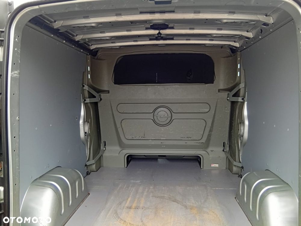 Opel VIVARO L2H1 Long Klima Elektryka Dubel Kabina 6os. Brygadówka - 20
