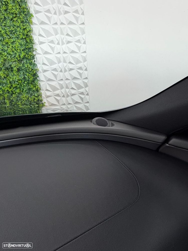 Jaguar XE 2.0 D R-Sport Aut. - 13