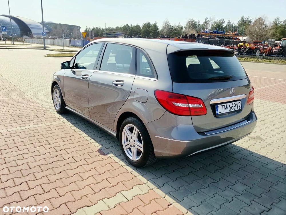 Mercedes-Benz Klasa B 200 CDI (BlueEFFICIENCY) 7G-DCT - 4