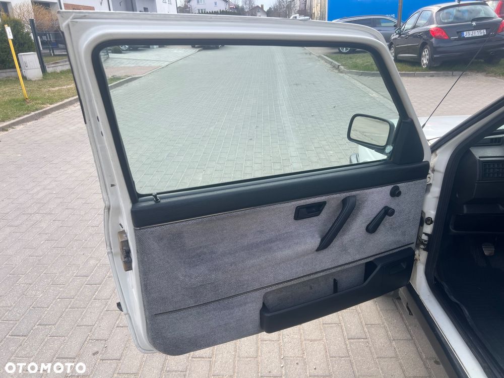 Volkswagen Jetta 1.8 CL - 9