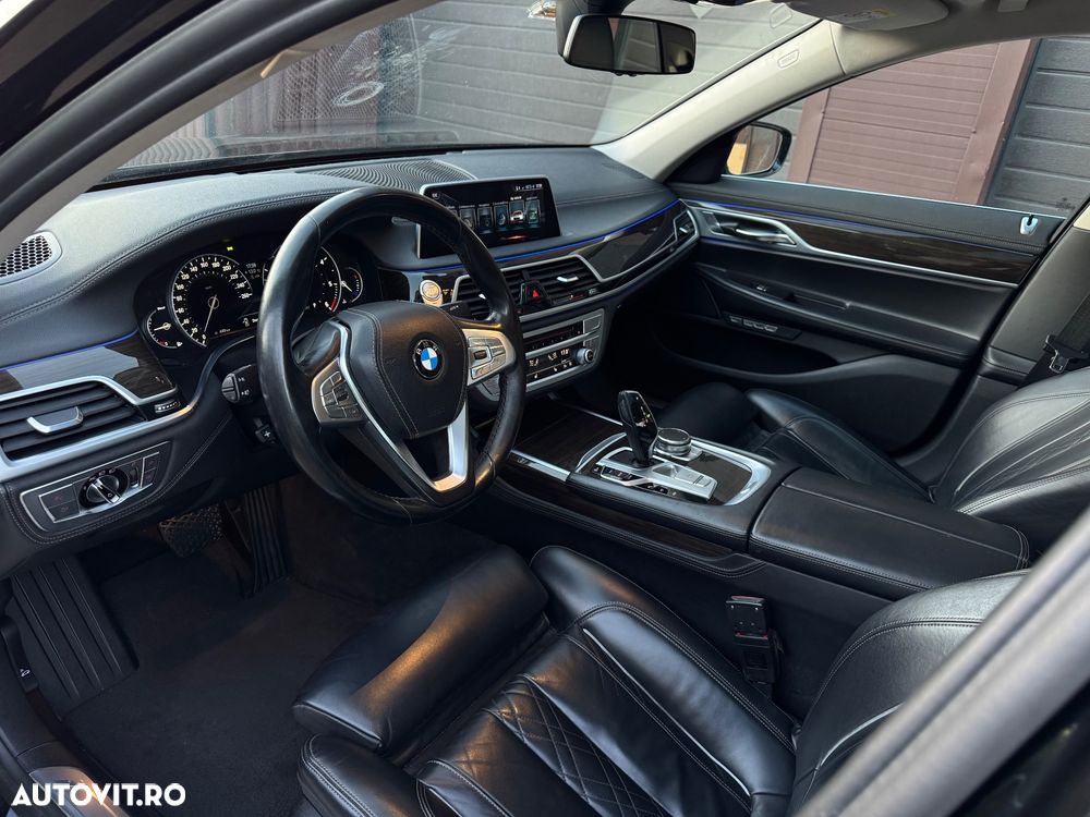 BMW Seria 7 - 15