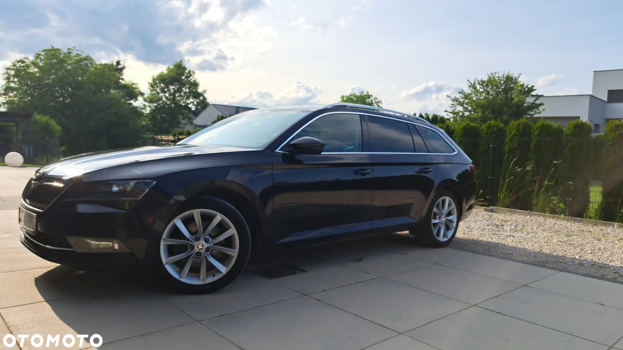 Skoda Superb 2.0 TDI Style DSG - 2