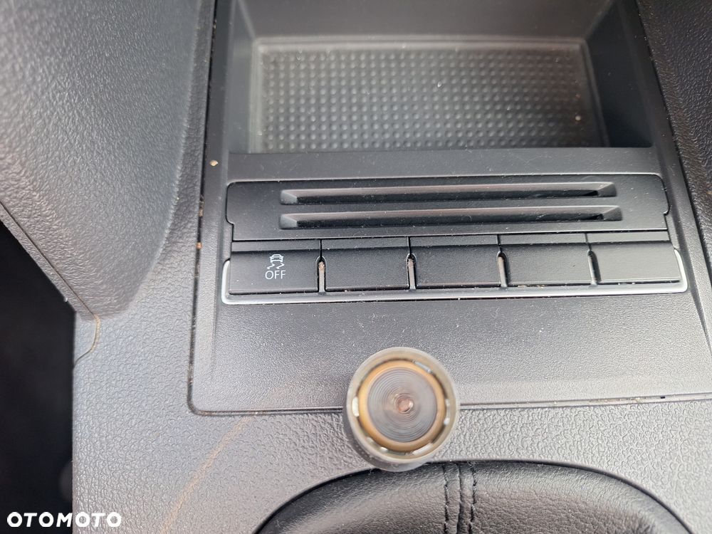 Volkswagen Touran - 15