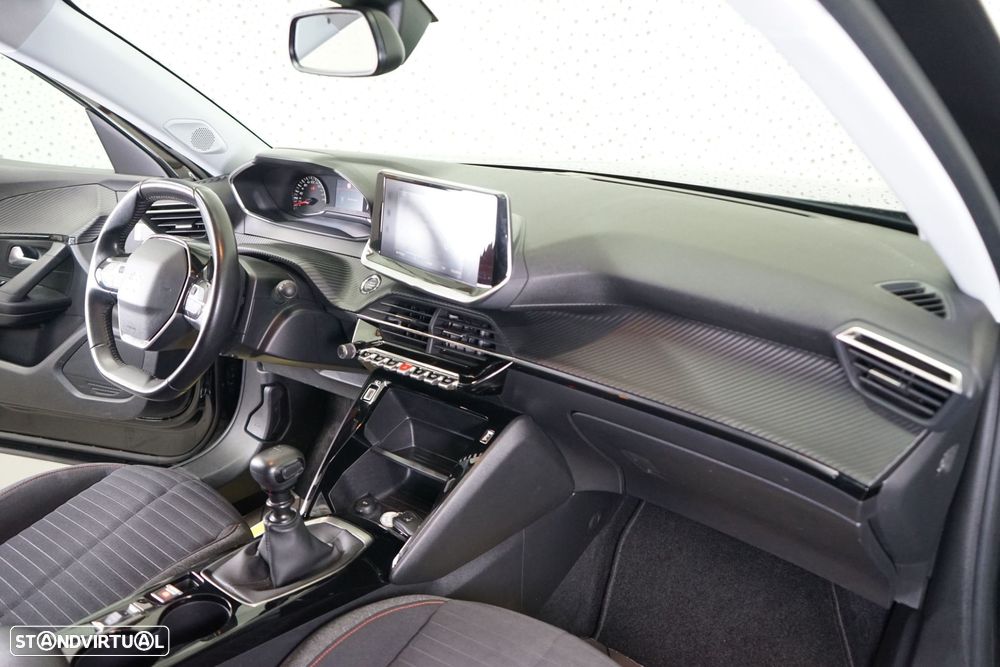 Peugeot 2008 1.2 PureTech Active - 17