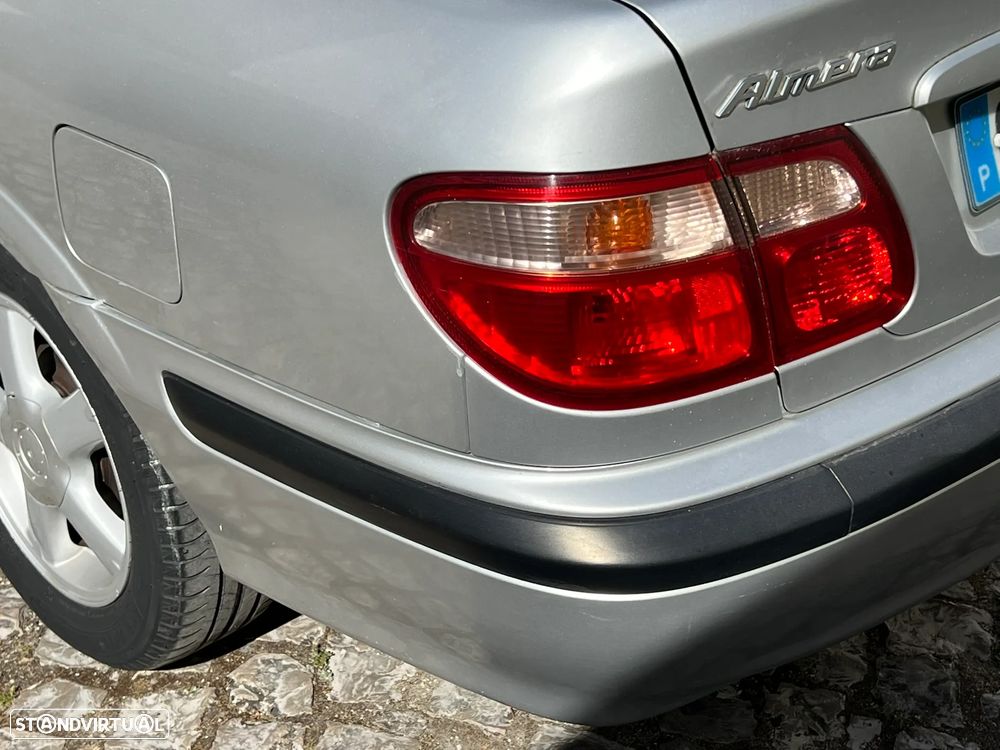 Nissan Almera 1.5 Comfort ABS+AC - 10