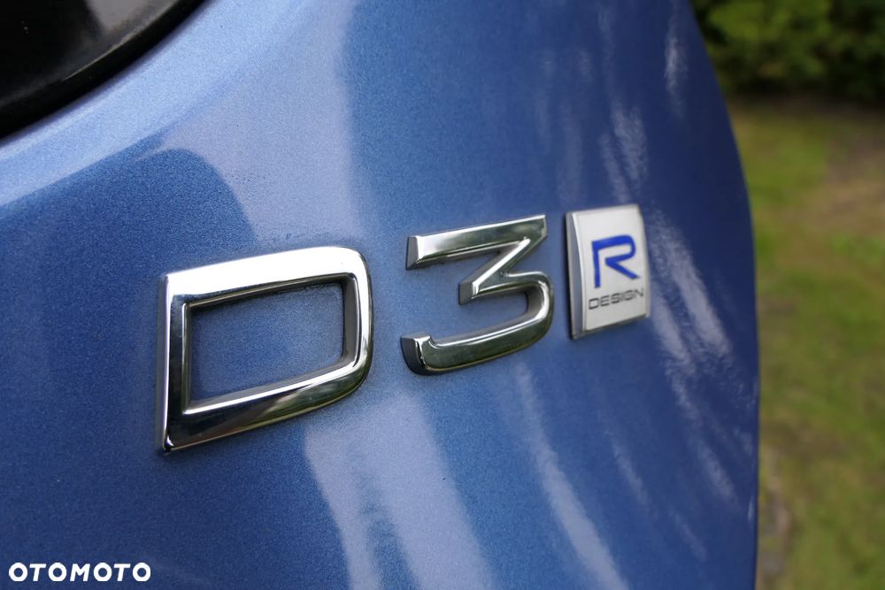 Volvo V40 D3 Drive-E SCR R-Design Momentum - 36