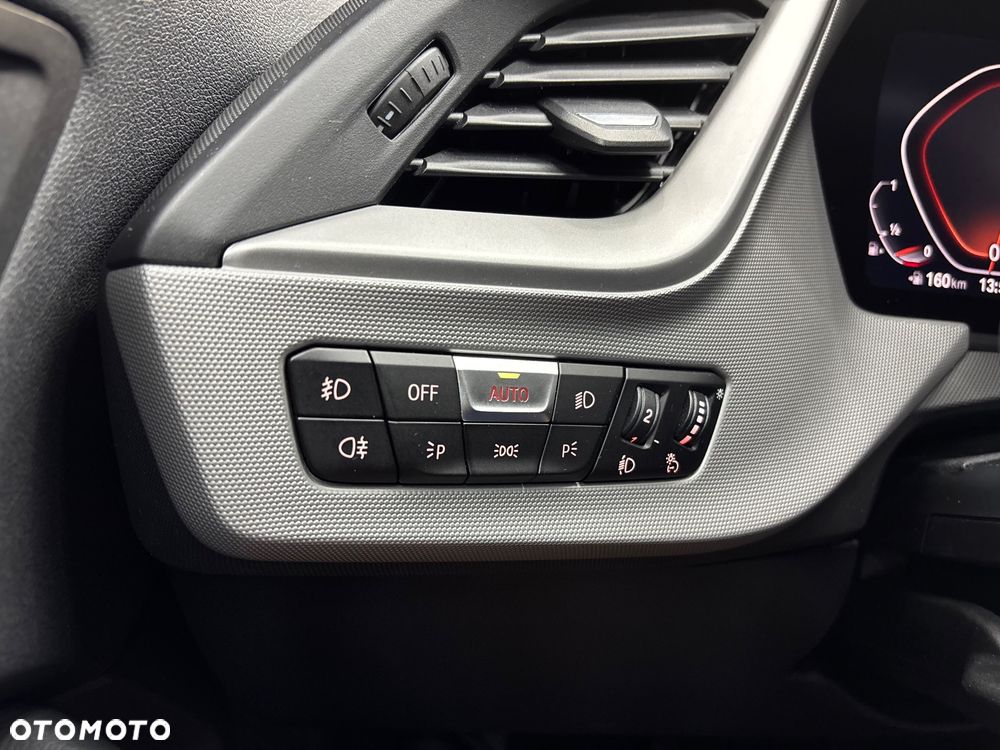 BMW Seria 1 118i Advantage - 17