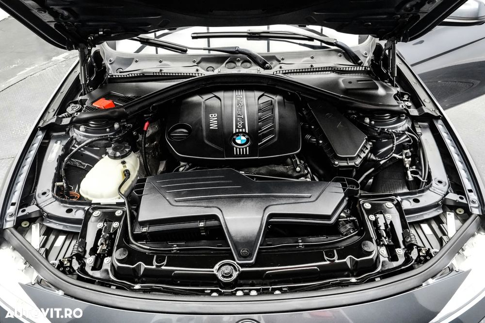 BMW Seria 3 320d DPF Blue Performance Edition Lifestyle - 25