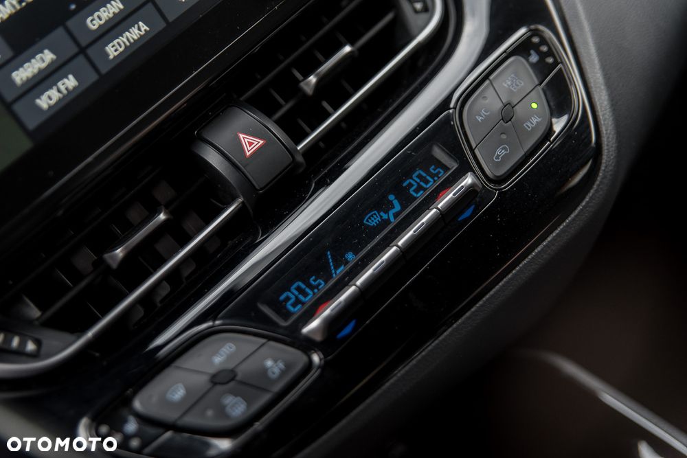 Toyota C-HR 2.0 Business-Edition - 26