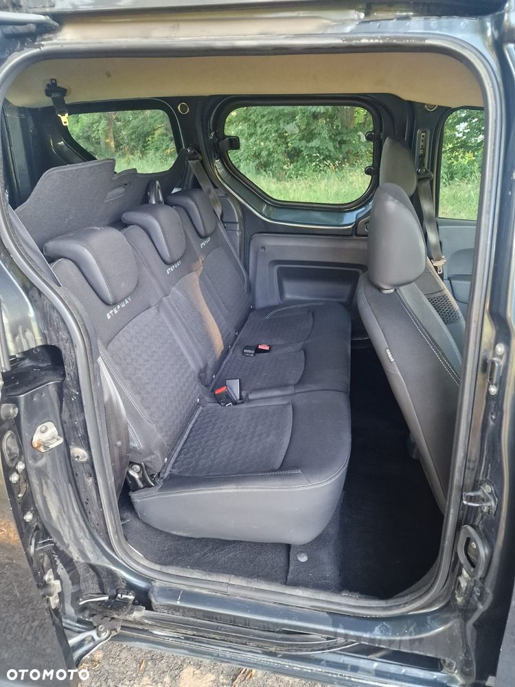 Dacia Dokker TCe 115 Stepway - 11