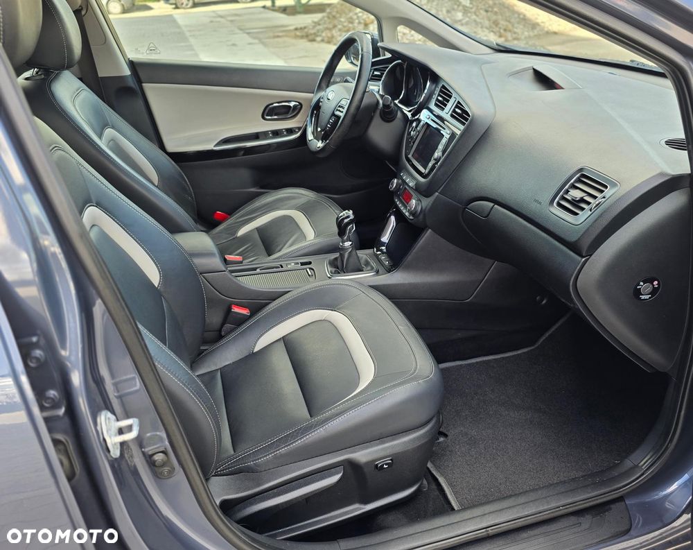 Kia Ceed - 30