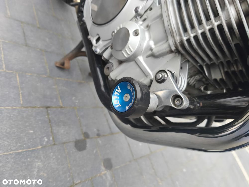 Yamaha XJR - 17