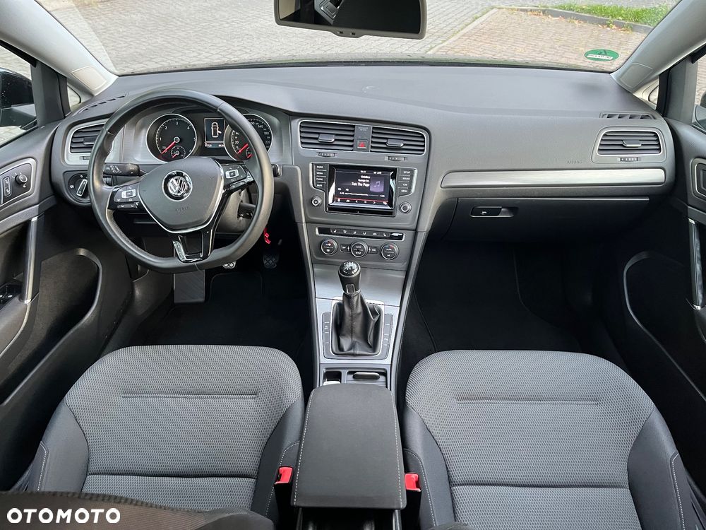 Volkswagen Golf 1.6 TDI DPF BlueMotion Technology Style - 13