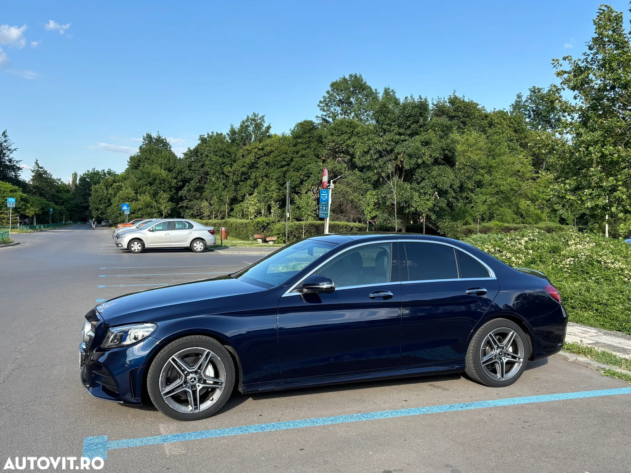 Mercedes-Benz C - 7
