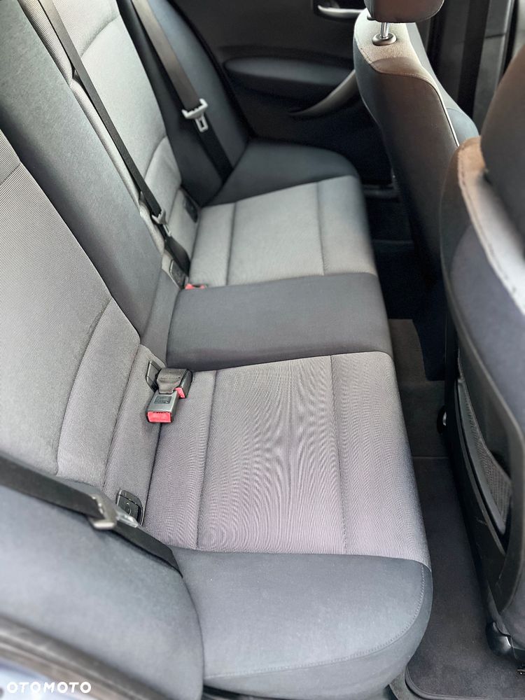 BMW Seria 1 - 10