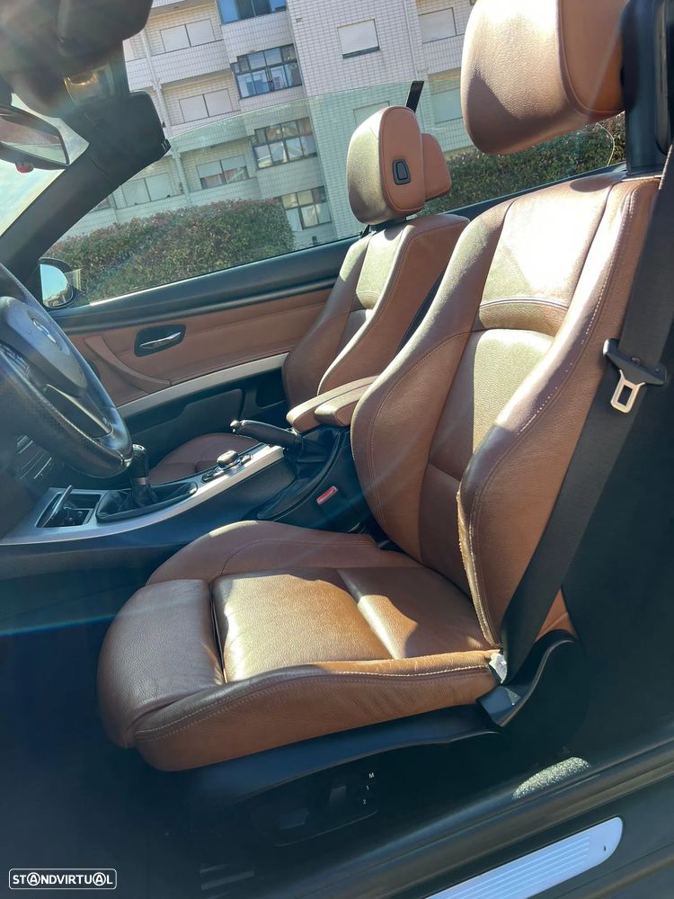 BMW 320 d Cabrio - 11