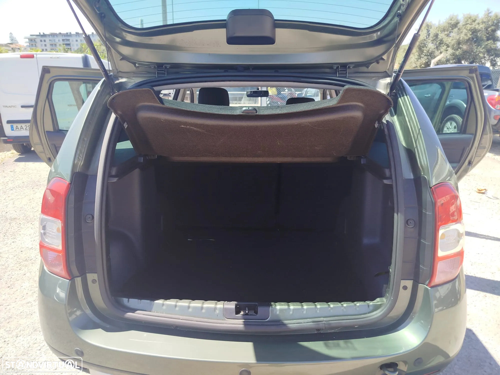 Dacia Duster 1.5 dCi SL Urban Explorer - 14