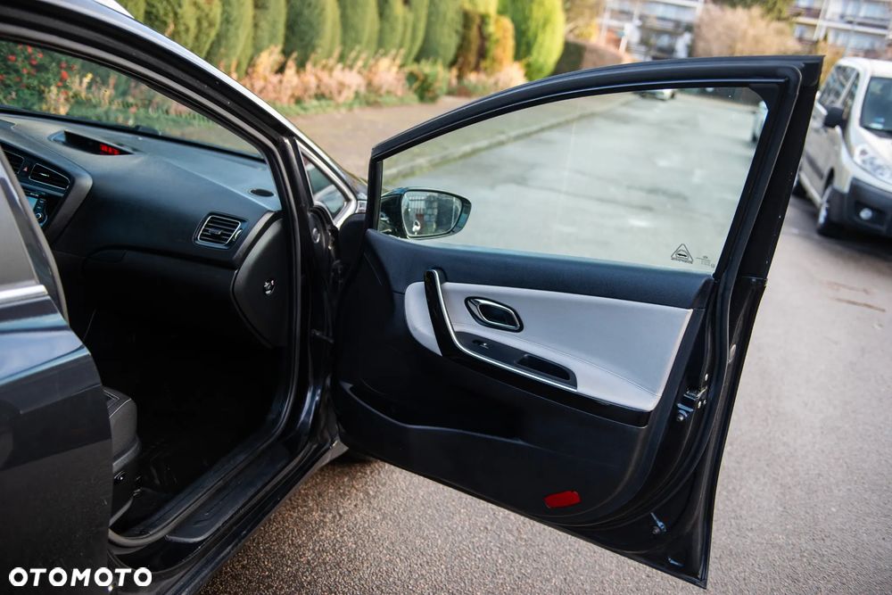 Kia Ceed ver-1-6-gdi-business-line - 33