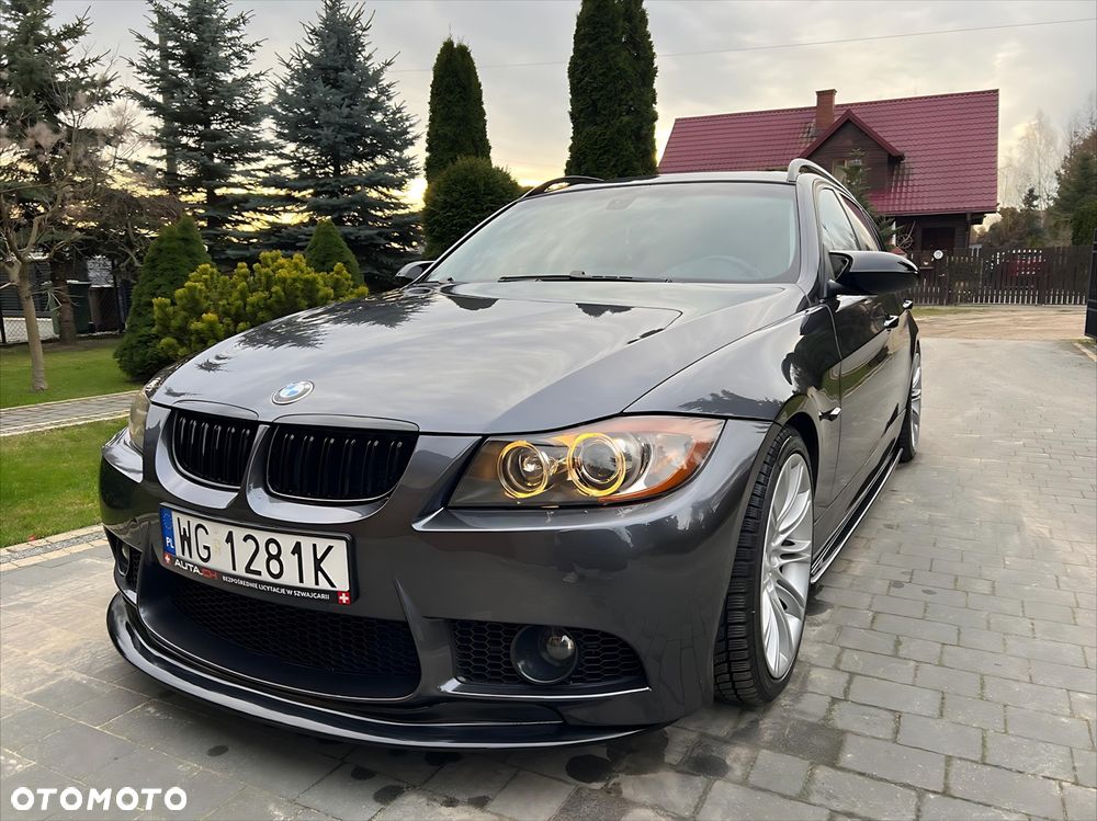 BMW Seria 3 330i Edition Sport - 1