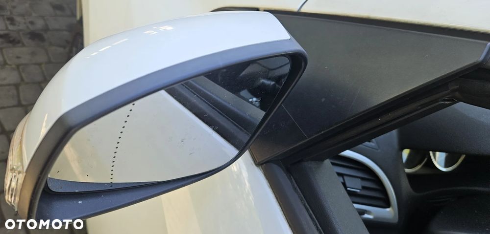 Renault Megane III 3 lusterko prawe  składane OV369 - 4