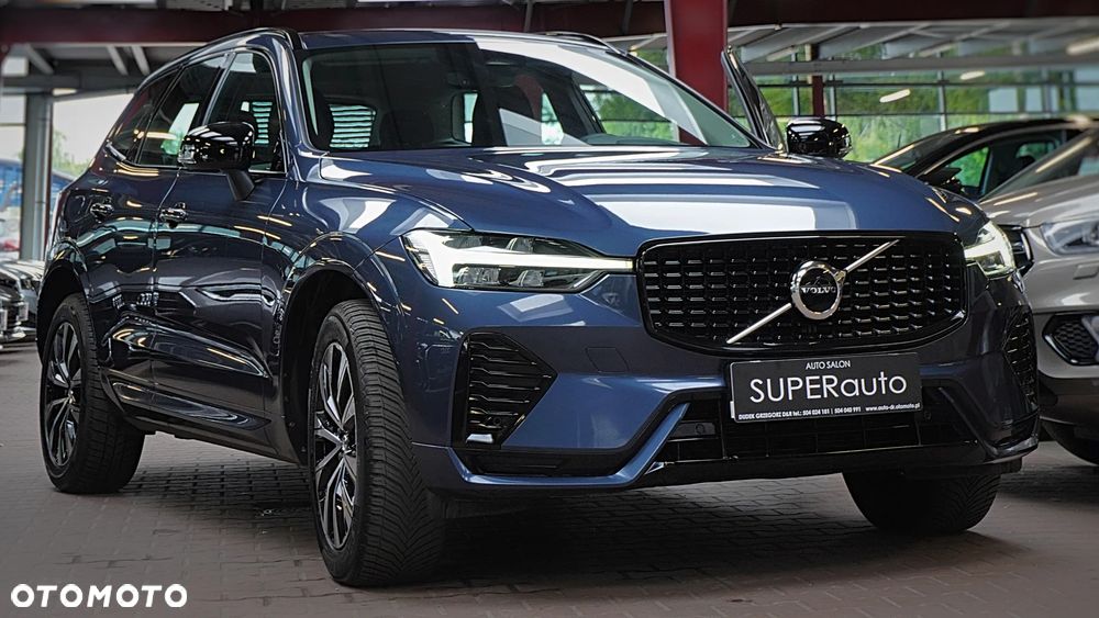 Volvo XC 60 B4 D AWD Plus Dark - 2