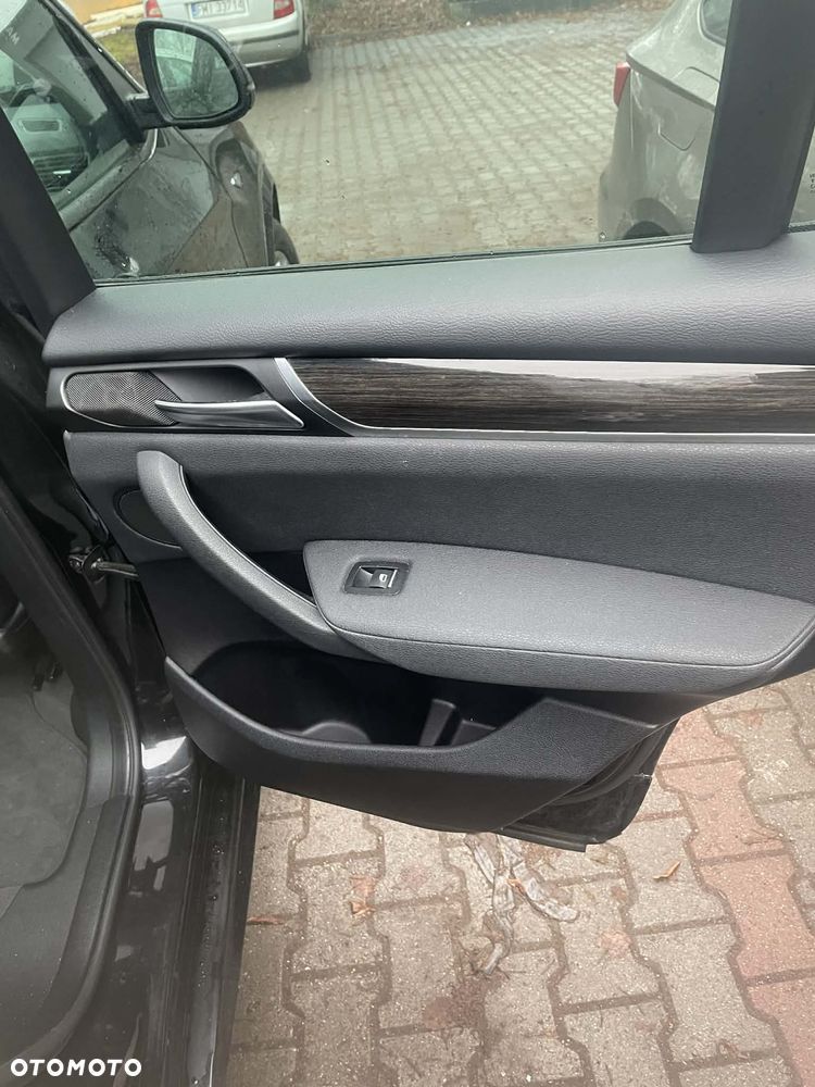 BMW X3 xDrive28i Sport-Aut M Sport - 6