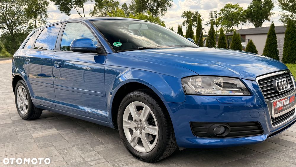 Audi A3 Sportback 1.6 Ambiente - 26