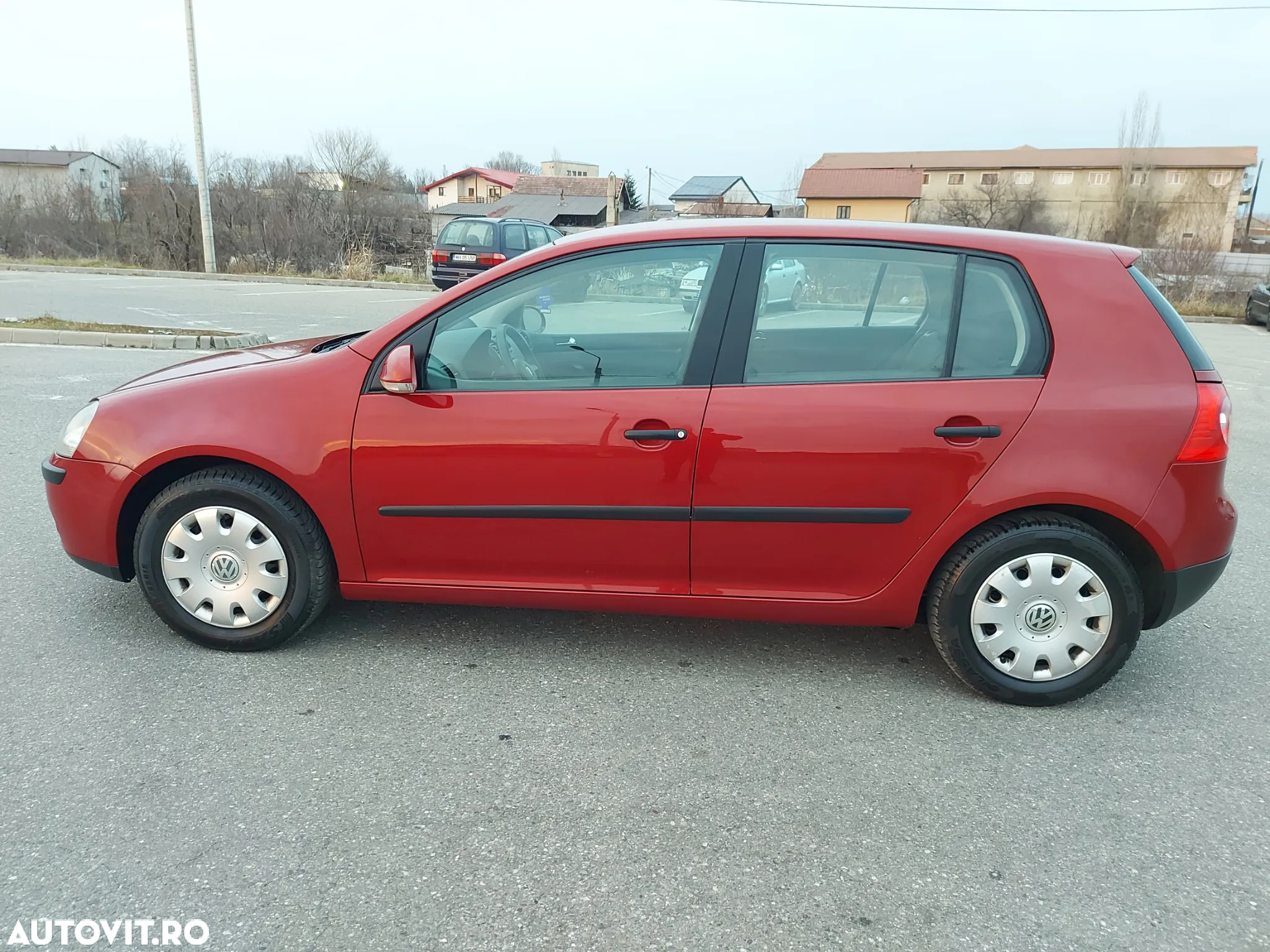 Volkswagen Golf - 2