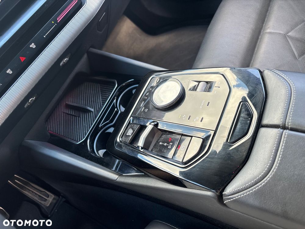 BMW Seria 5 520d mHEV M Sport - 30