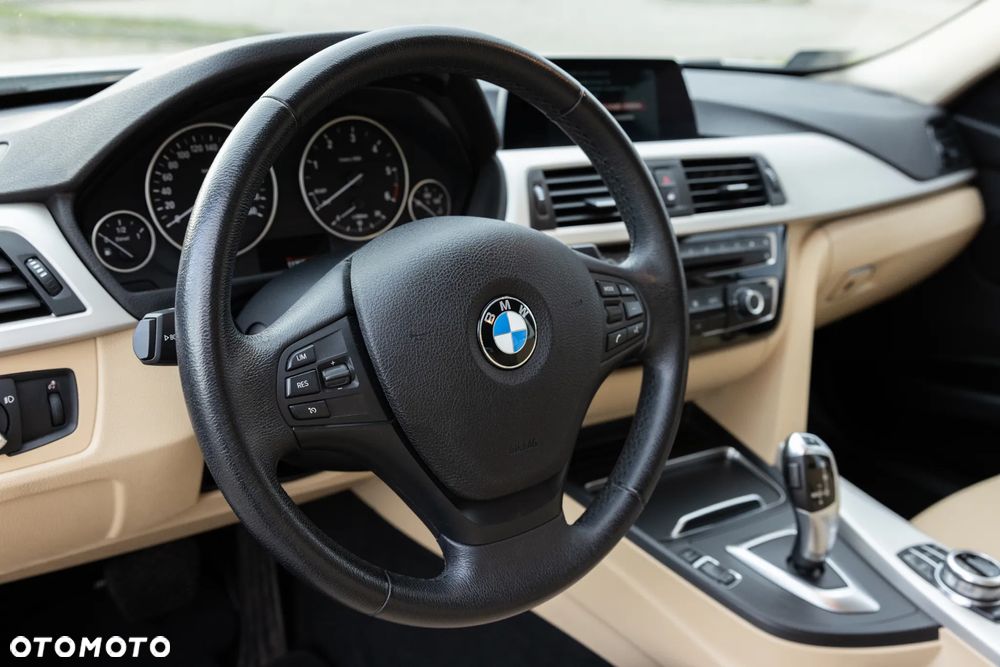 BMW Seria 3 320d Advantage - 22