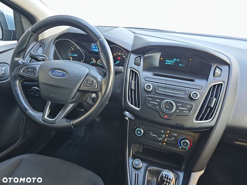 Ford Focus 1.5 TDCi Trend - 16