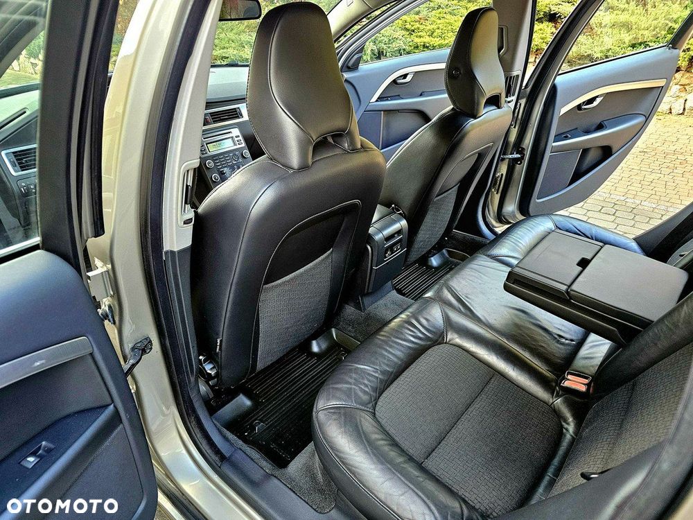 Volvo V70 - 10