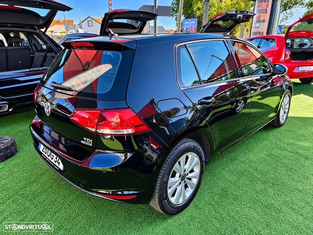 VW Golf 1.6 TDi Confortline - 4