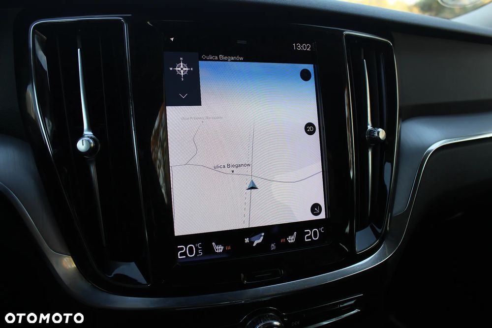 Volvo V60 Cross Country D4 AWD Geartronic Pro - 37