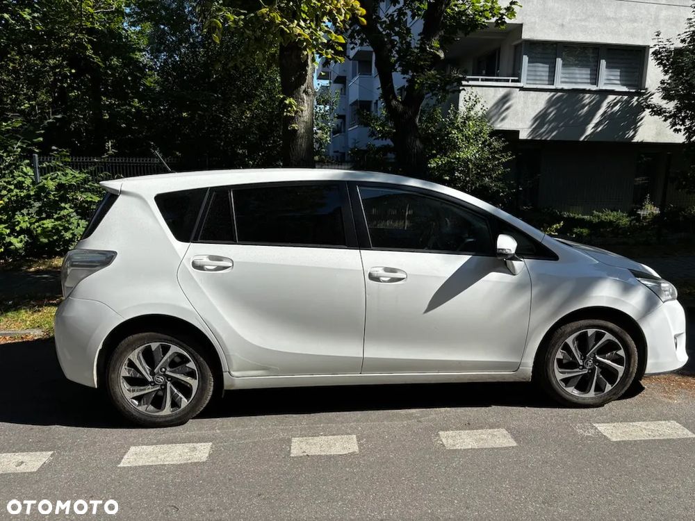 Toyota Verso 1.6 D-4D Active - 2