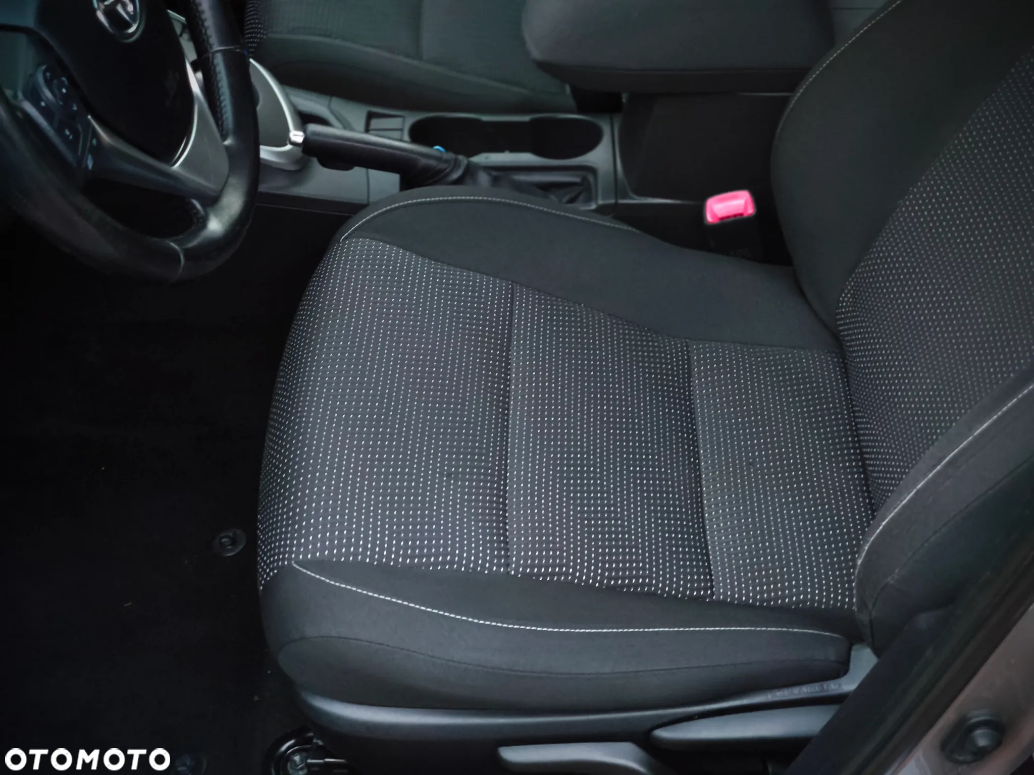 Toyota Auris 1.8 VVT-i Hybrid Automatik Style Selection - 17