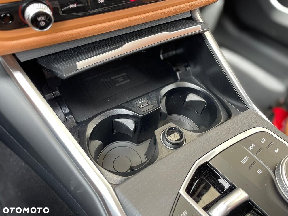 BMW Seria 3 - 26