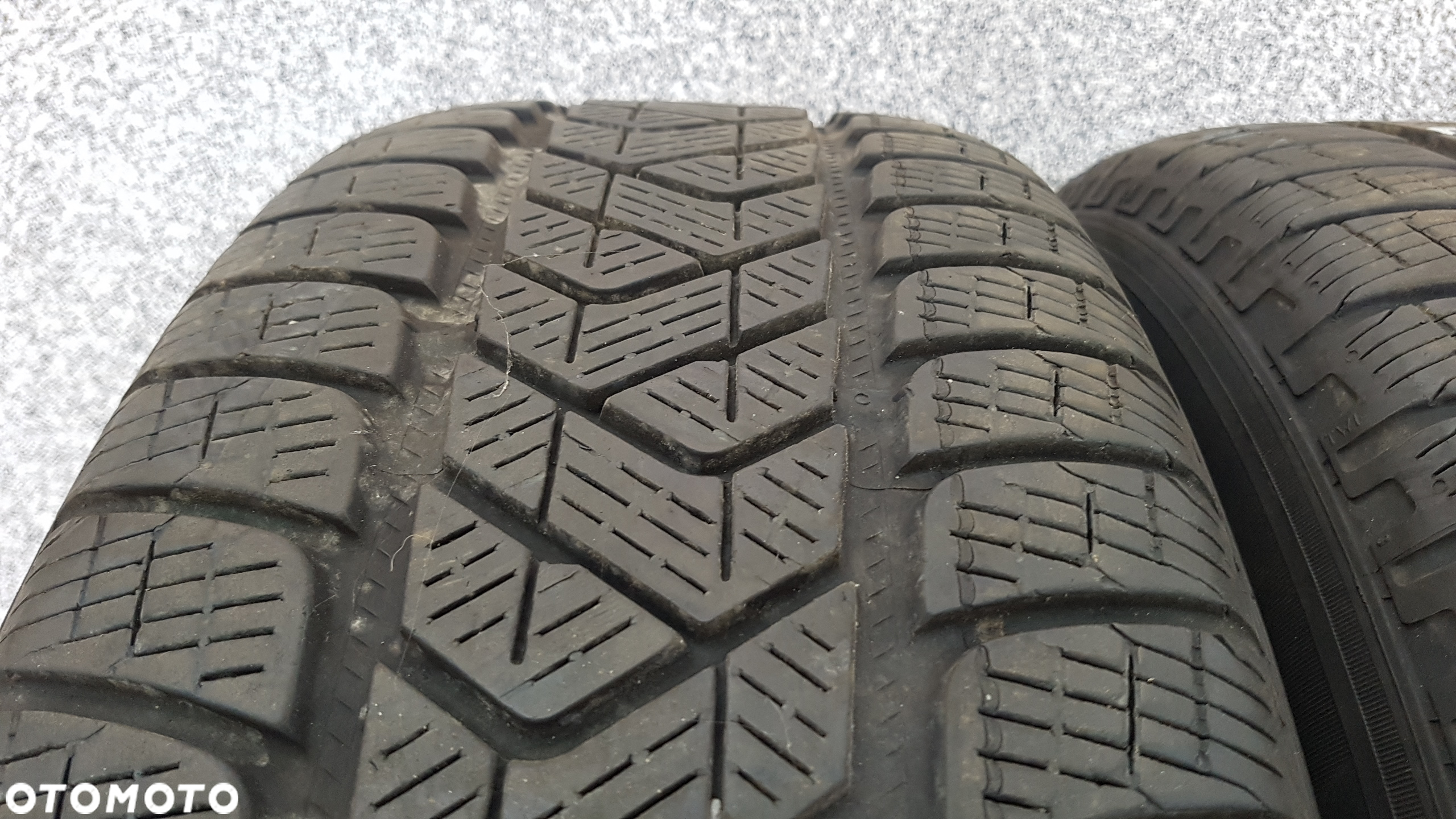 OPONY ZIMOWE PIRELLI SCORPION 215/65R17 215/65/17 - 14