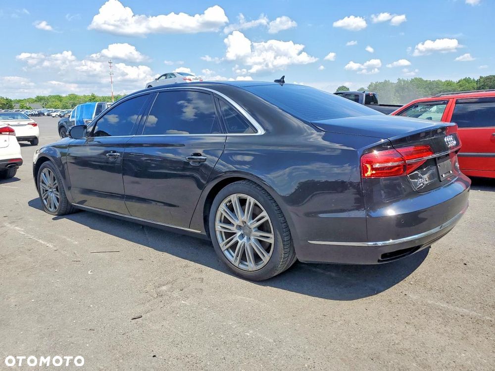 Audi A8 4.0 TFSI L Quattro - 3