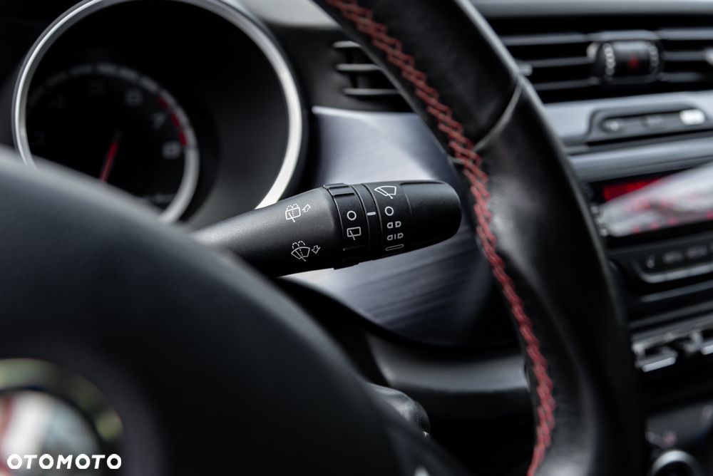 Alfa Romeo Giulietta 1.4 TB 16V Multiair - 35