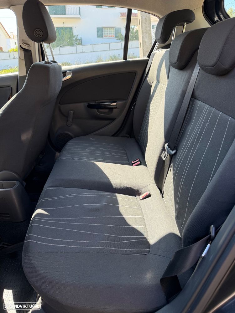 Opel Corsa 1.2 Cosmo - 11
